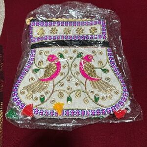 Brand new evening purse